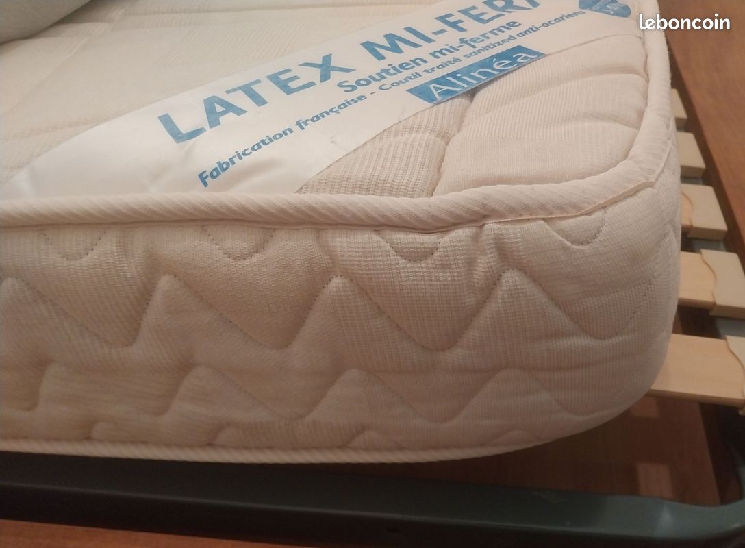 Lit Adulte en bois massif avec sommier et matelas (image 6)
