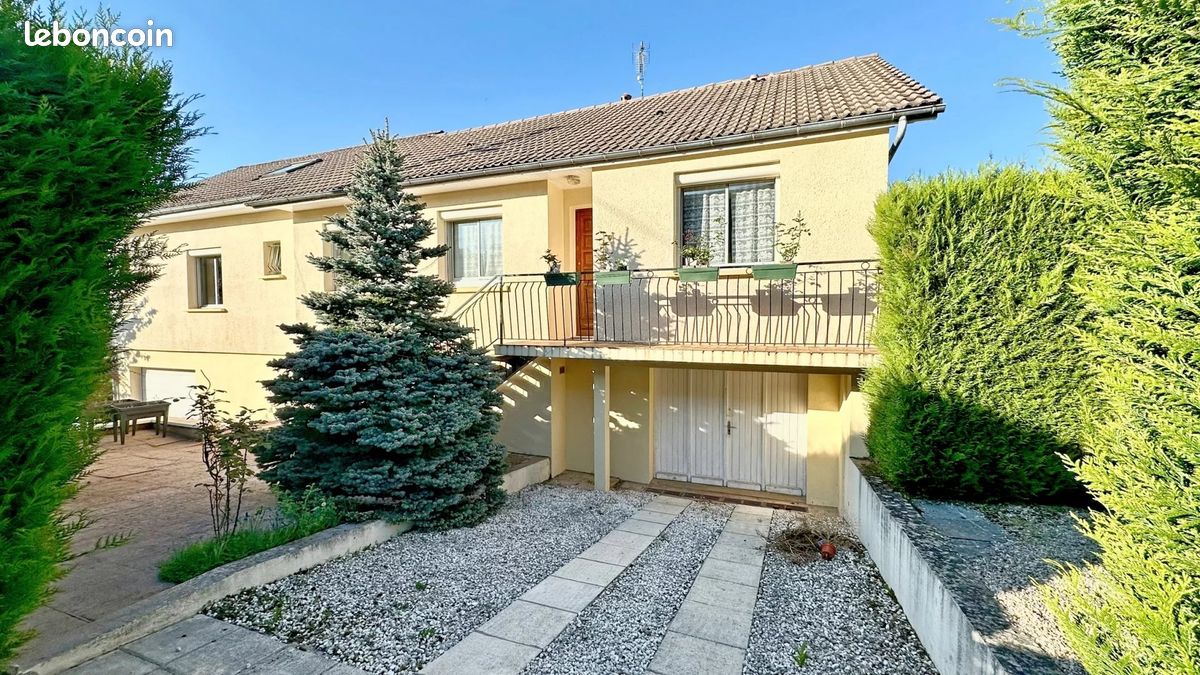 Maison 8 pièces 186 m² · à Saulieu · 186 m² · 220 000 €
