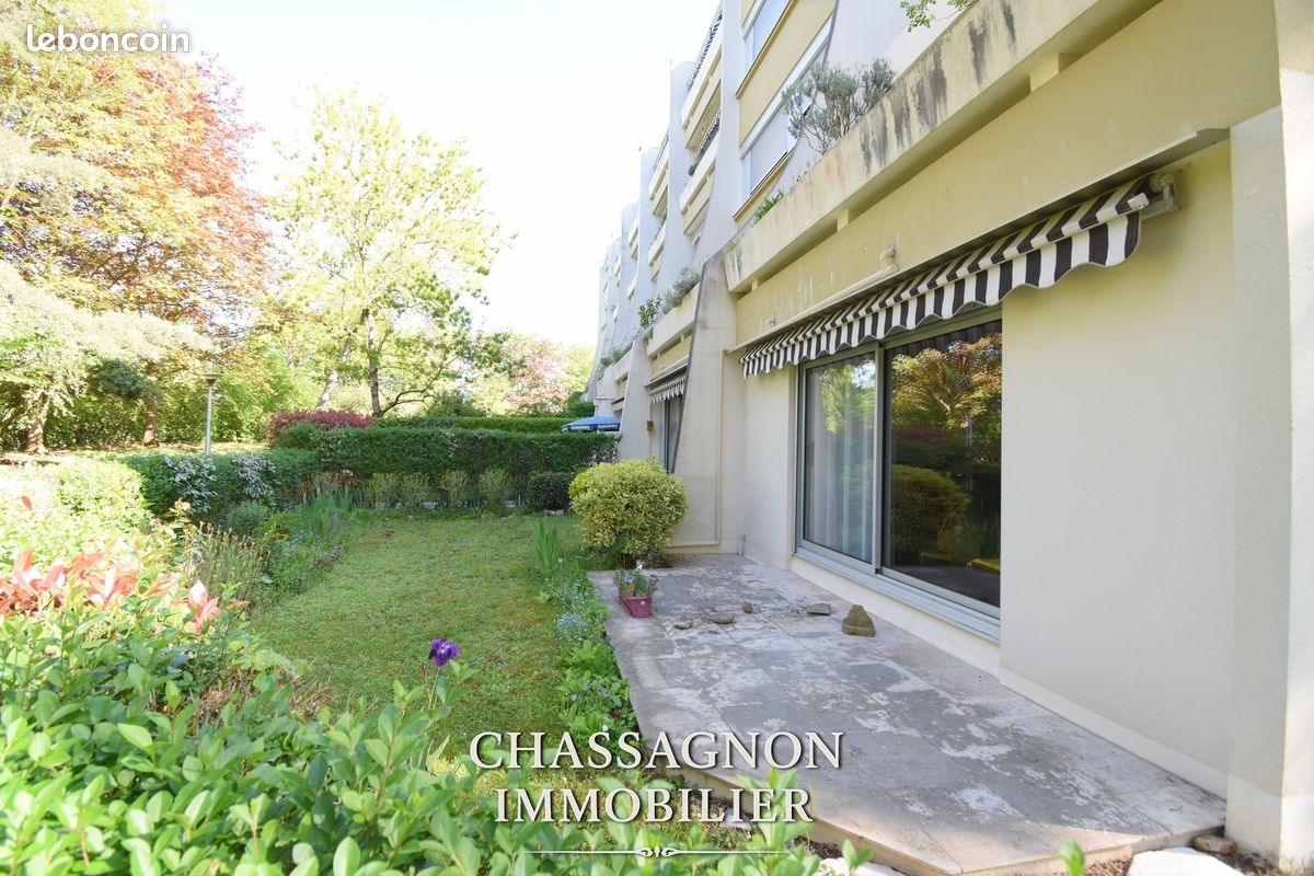 Appartement 3 pièces 71 m² · à Moulins · 71 m² · 120 000 €