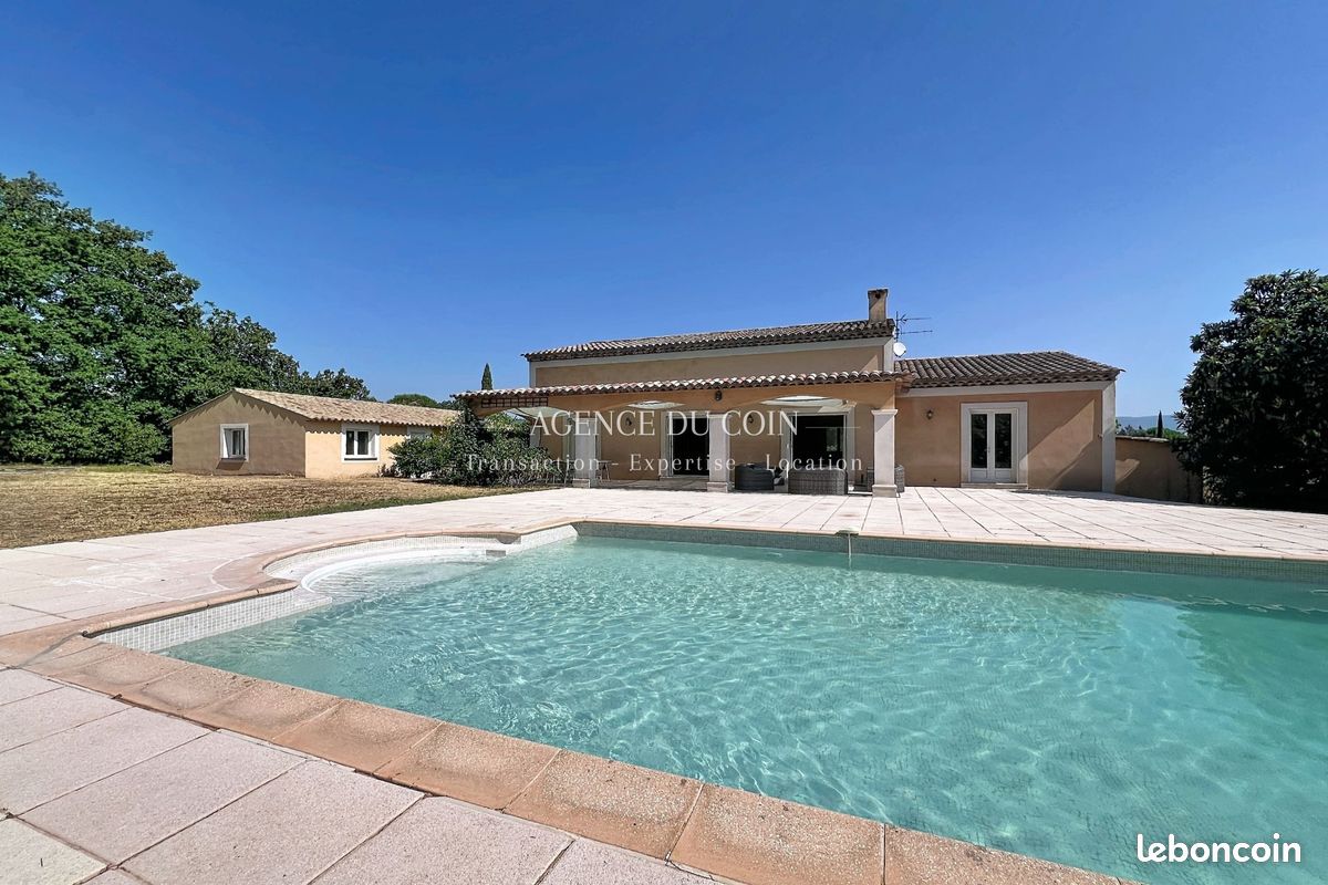 Maison 224 m² · à Le Muy · 224 m² · 572 000 €