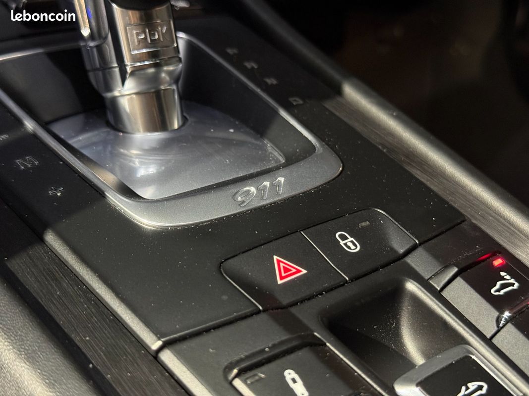 Porsche 911 991 Carrera 4 GTS Targa PDK Immat France Bose / Echappement Sport (image 24)