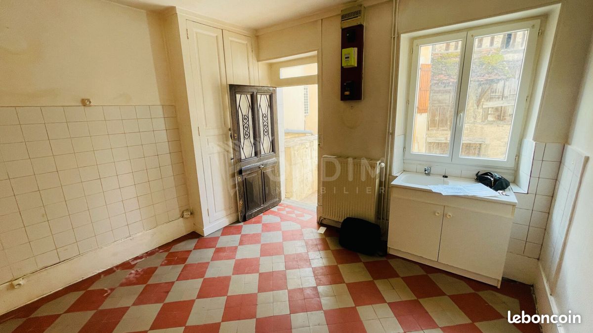 Maison 3 pièces 69 m² · à Chablis · 69 m² · 69 000 €
