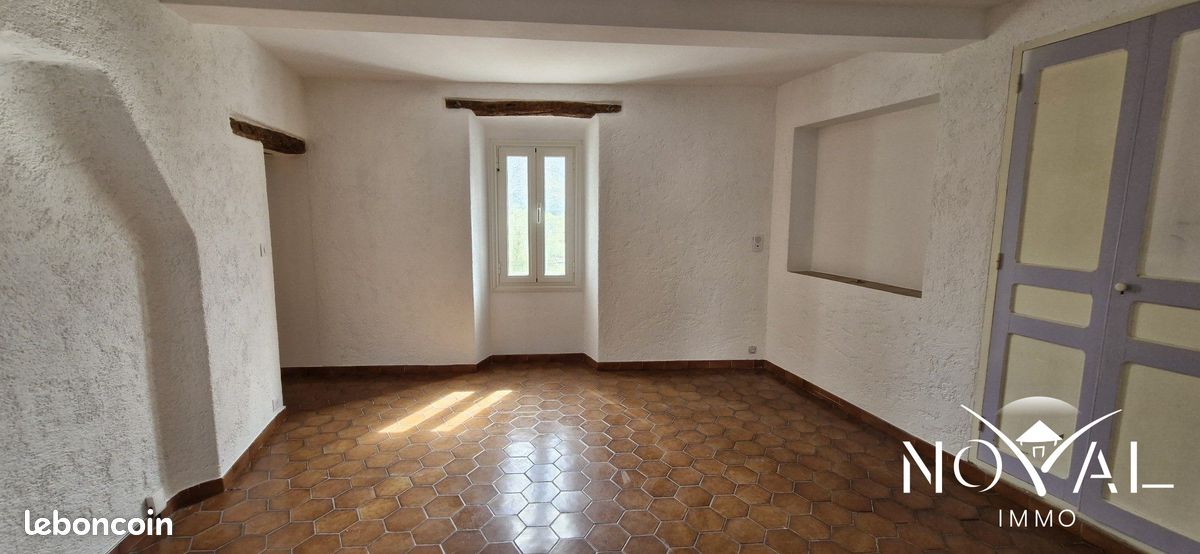 Appartement 3 pièces 57 m² · à Valderoure · 57 m² · 600 €