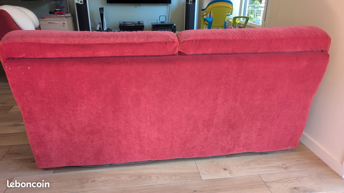 Canapé rouge / bordeaux (200cm * 100cm) + fauteuil (100cm*100cm) (image 5)