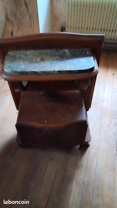 Table de chevet (image 1)