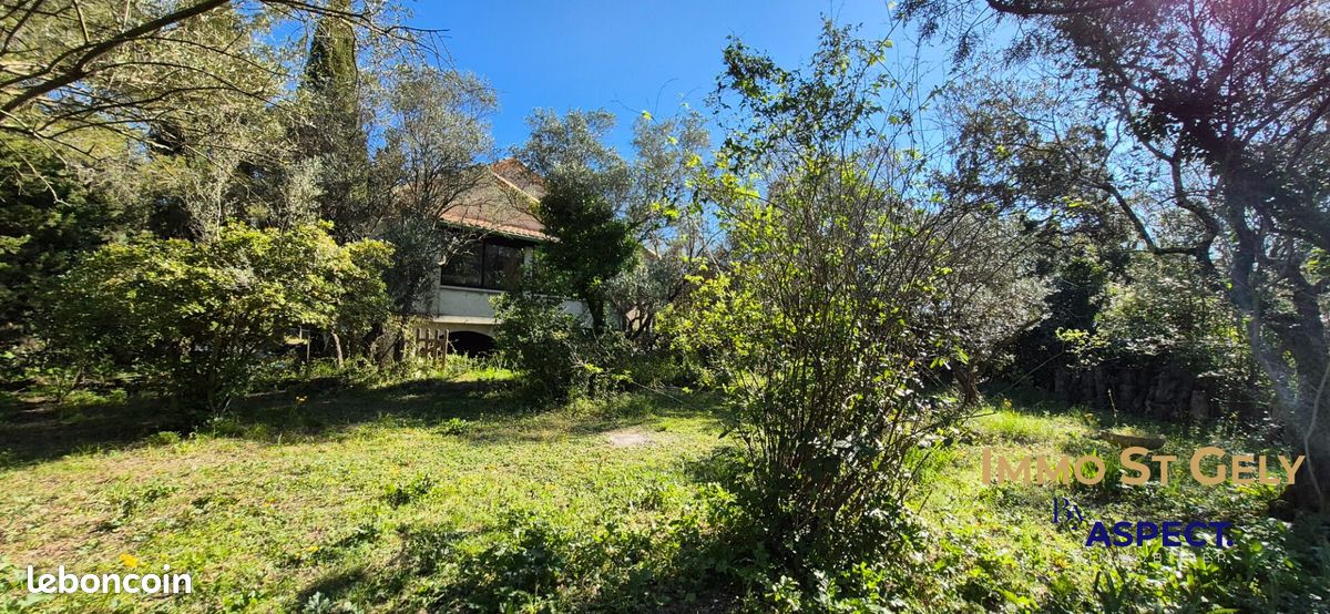 Maison 4 pièces 100 m² · à Saint-Vincent-de-Barbeyrargues · 100 m² · 465 000 €