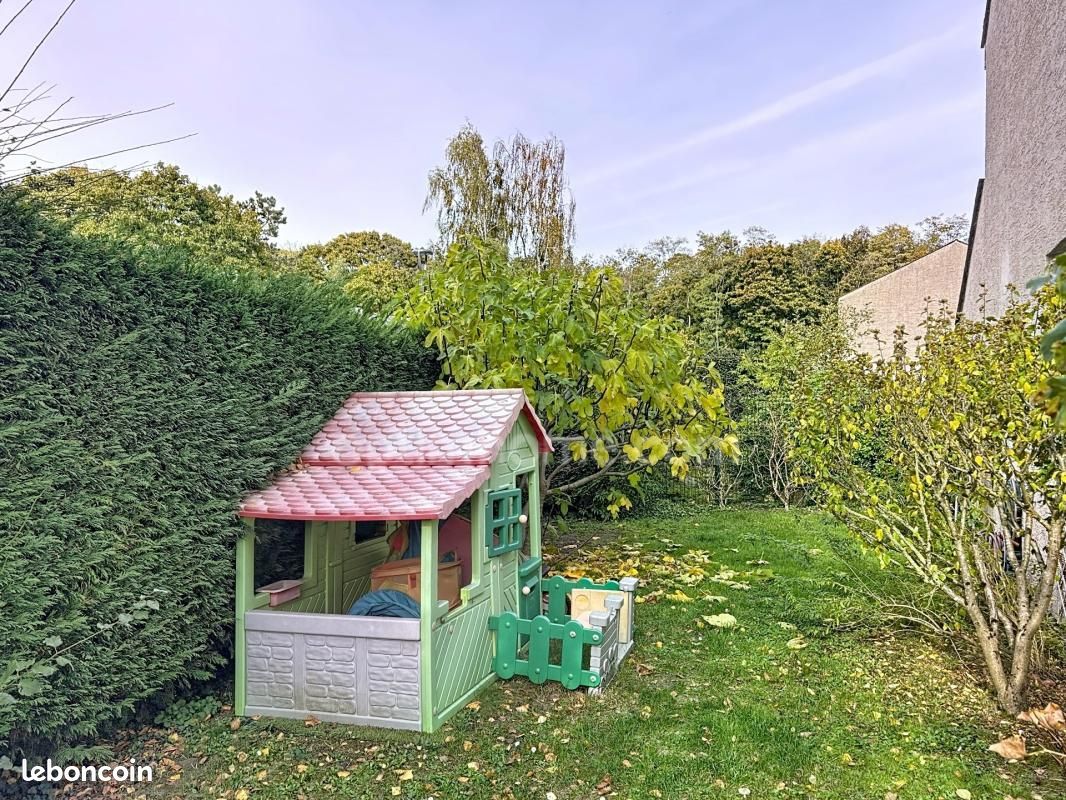 Maison 7 pièces 146 m² · à L'Isle-Adam · 146 m² · 2 586 €/mois