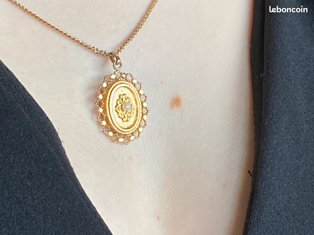 Pendentif porte-photo en or 18 carats Montres Bijoux
