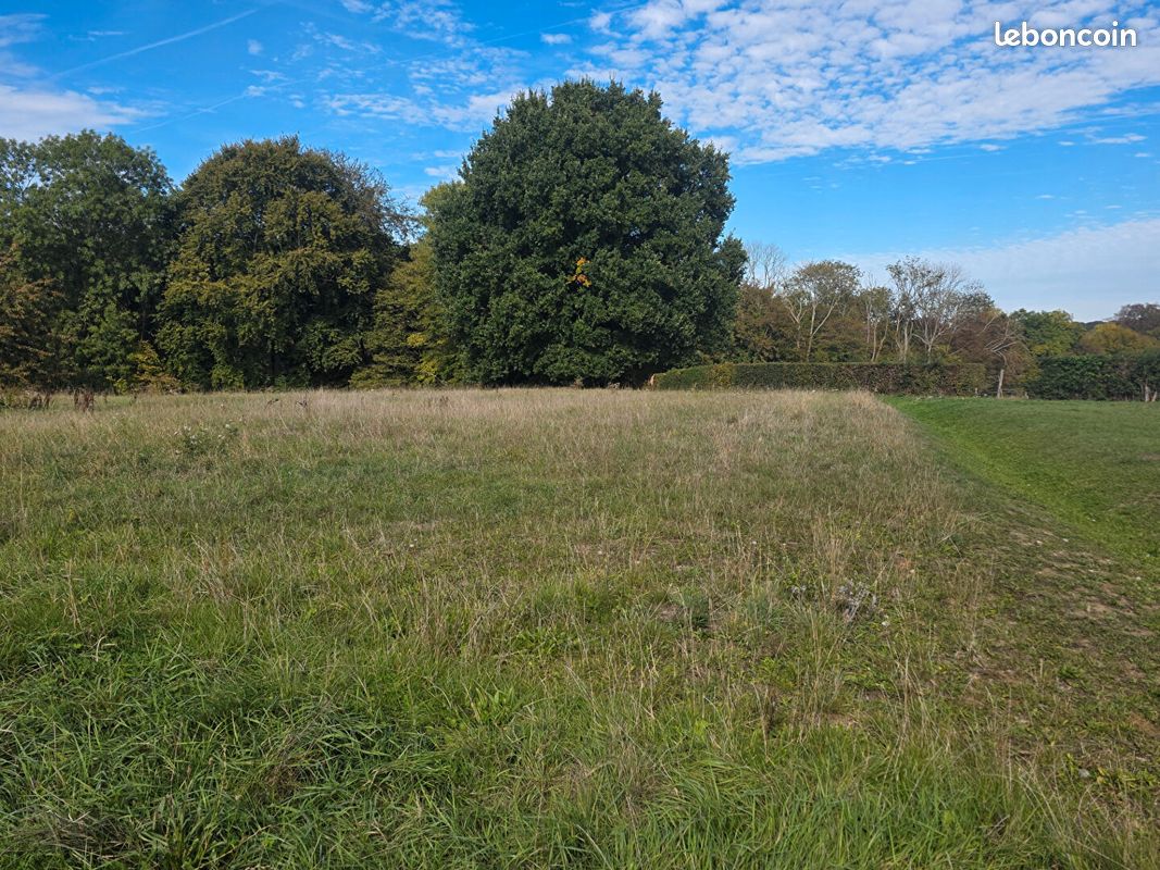 Terrain 832 m² · au Saulchoy · 832 m² · 38 000 €