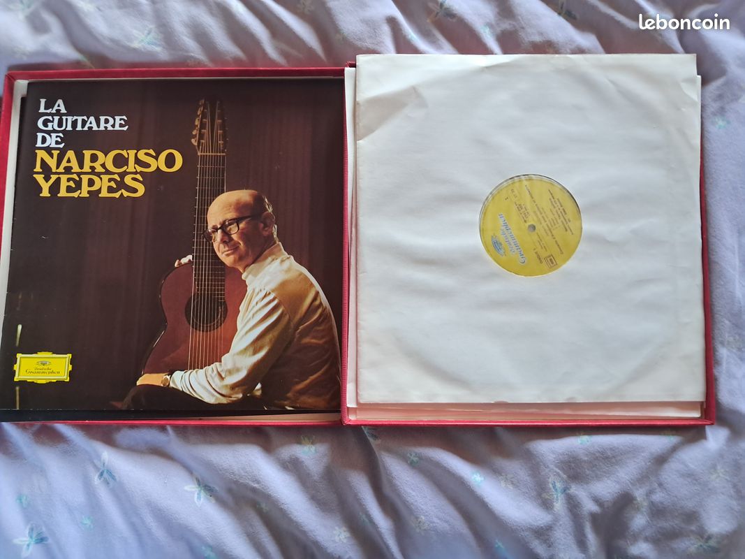 Coffret disque 33 T LAGUITARE DE NARCISO YEPES (image 3)
