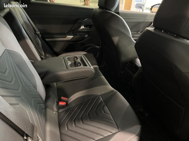 Jeep Compass Electrique 213ch 74kWh First Edition (image 12)