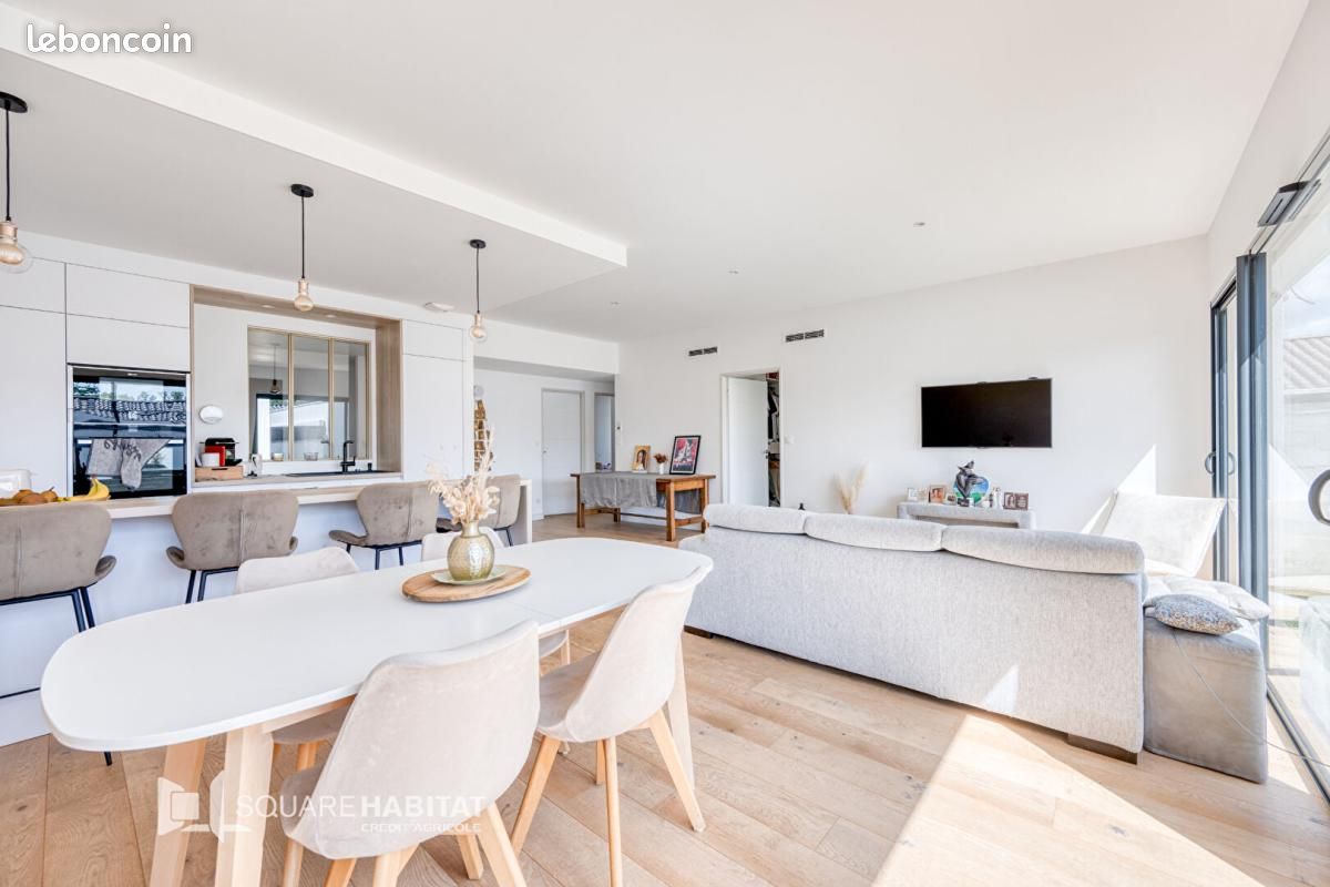 Maison 4 pièces 110 m² · à Carbon-Blanc · 110 m² · 422 000 €