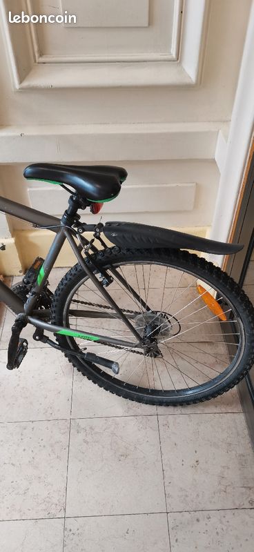 Velo VTT 26", Marque Jupiter, tres peu servi (image 3)