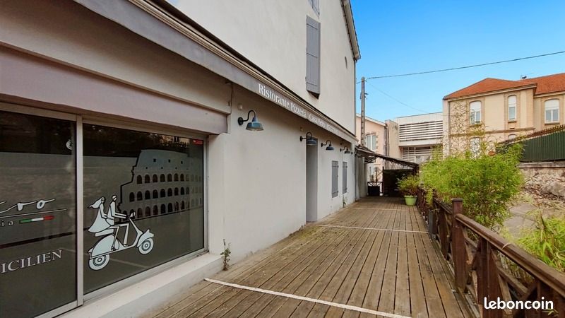 Immeuble 10 pièces 597 m² · à Villeneuve-sur-Lot · 597 m² · 299 900 €
