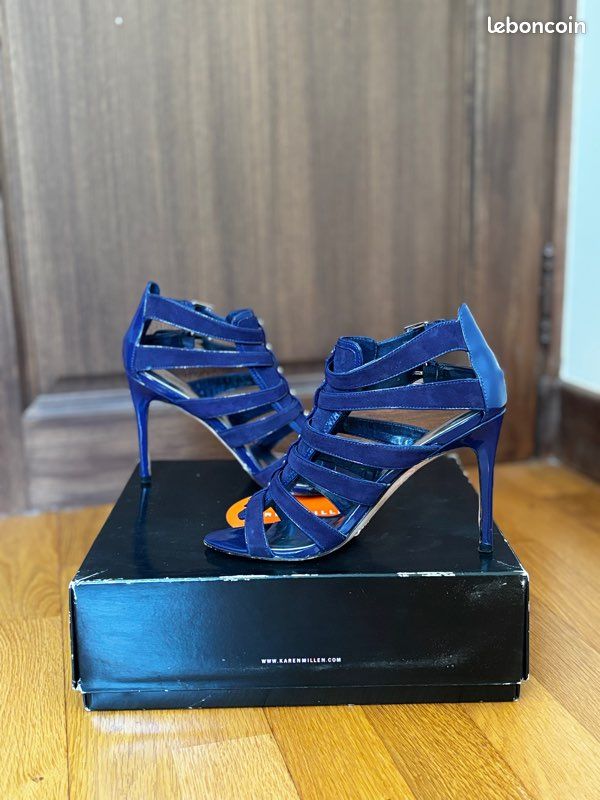 Sandales à talons Karen Millen en daim et verni bleu - Pointure 40 (image 5)