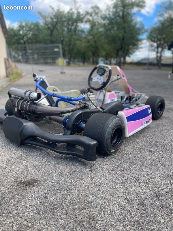 Karting x30 Iame châssis CRG 2022 très bon état (image 4)