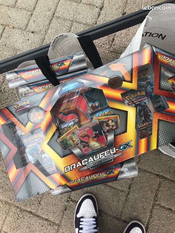 Coffret premuim dracaufeu gx (image 2)