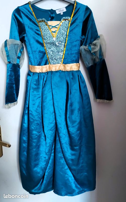 ROBE Disney Store 7-8 ans, sa cape et capuche Jeux Jouets