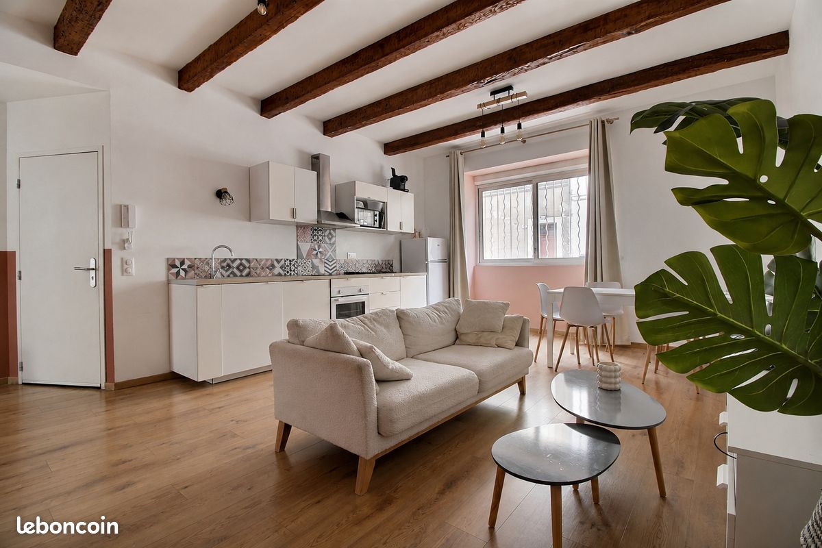 Appartement 4 pièces 74 m² · à Marseille · 74 m² · 1 860 €