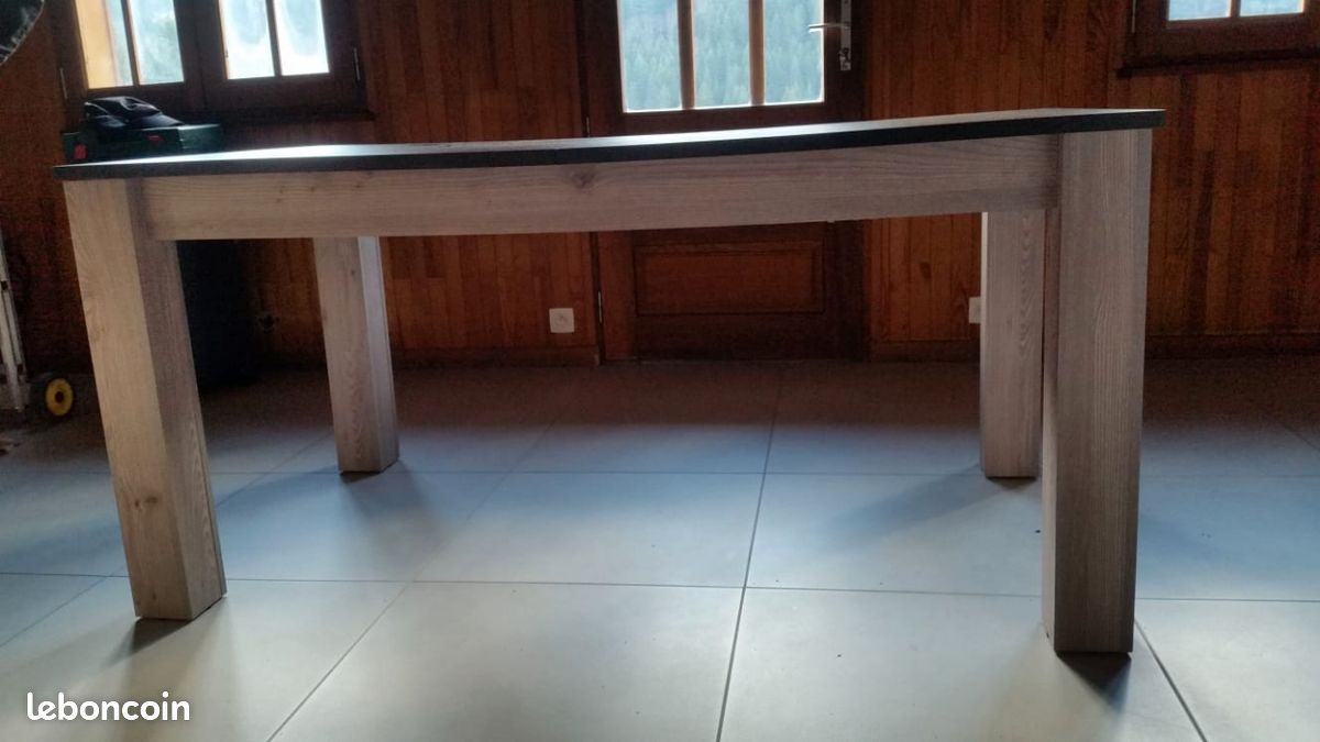 Table de salon (image 2)