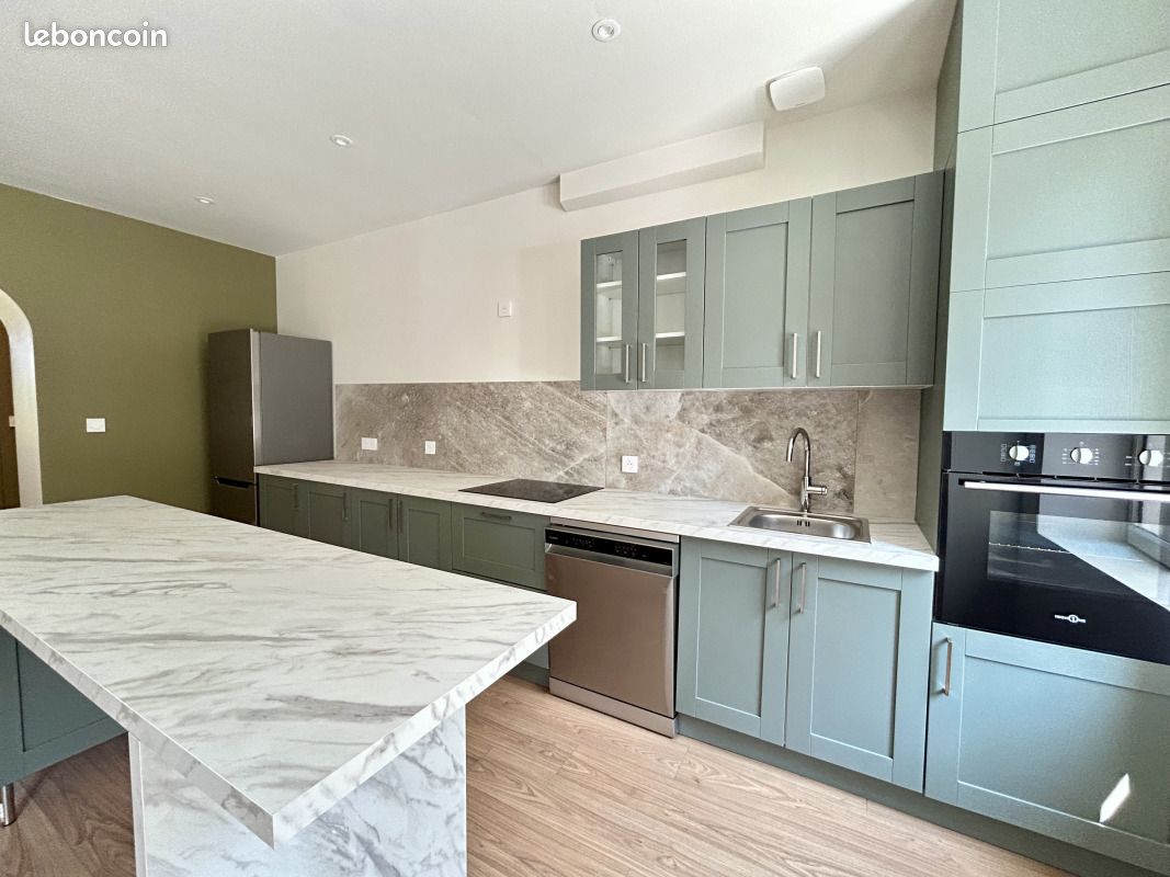 Appartement 3 pièces 60 m² · à Saint-Étienne · 60 m² · 710 €