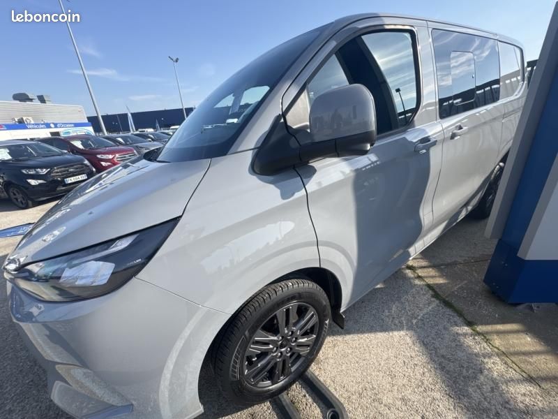 Ford Transit Custom Fg 320 L1H1 2.5 Duratec 232 ch Hybride recheargeable Multicab Limited CVT (image 8)
