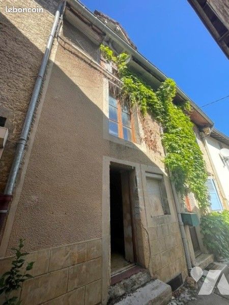 Maison 3 pièces 56 m² · à Arbois · 56 m² · 42 000 €