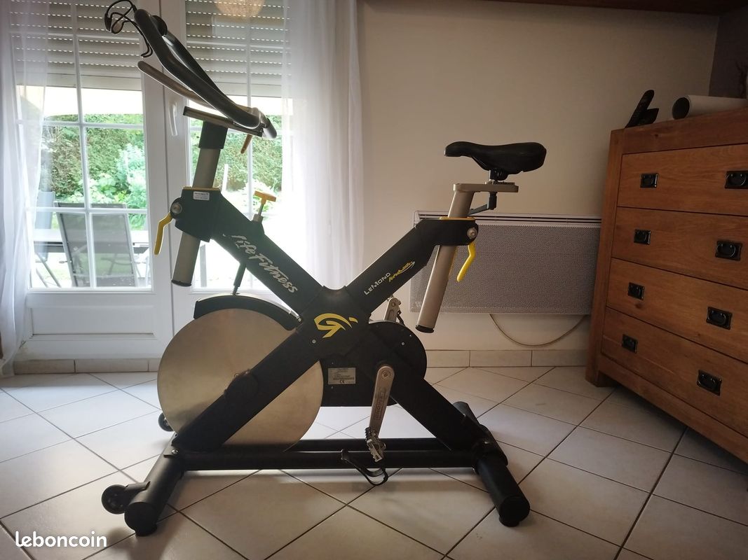 Vélo RPM professionnel LeMonde fitness (image 1)
