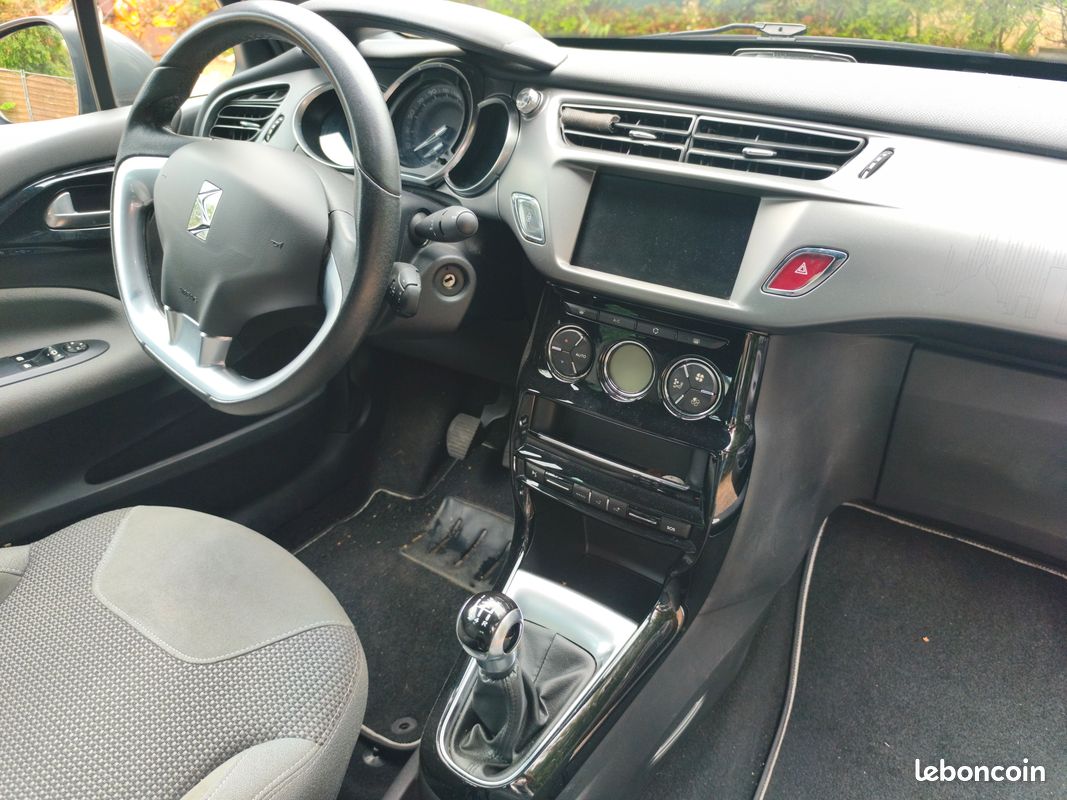 DS3 CABRIOLET 110 CV "So irrésistible" moteur Neuf (image 2)