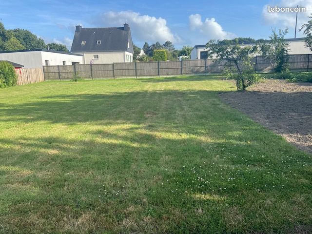 Terrain de 819 m2 HORS LOTISSEMENT · à Locoal-Mendon · 175 000 €