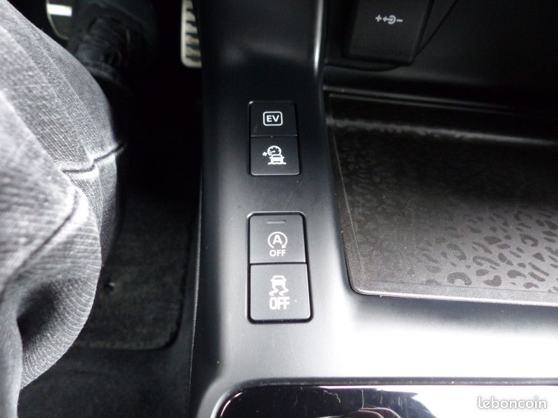 Jaguar E-PACE P300E PHEV R-DYNAMIC HSE BVA AWD (image 28)