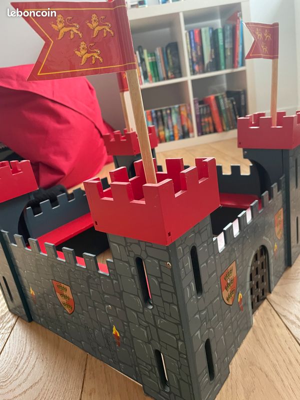 Château fort en bois (image 4)