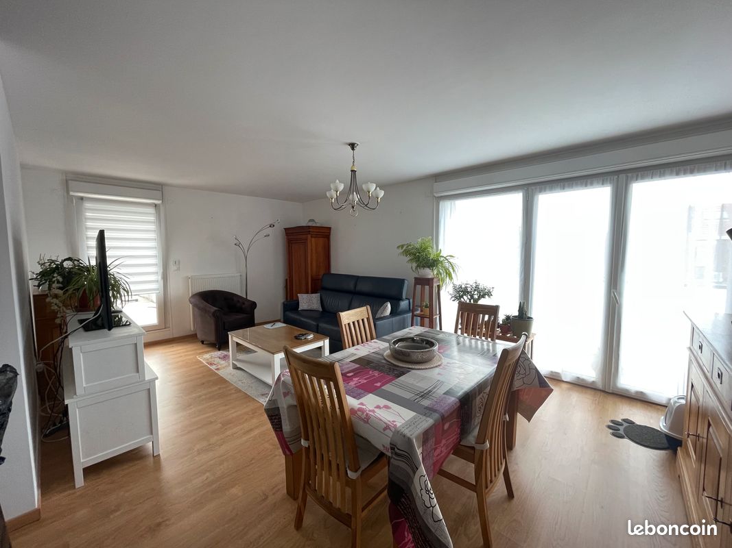 Appartement 3 pièces 75 m² · à Marcq-en-Barœul · 75 m² · 1 034 €/mois