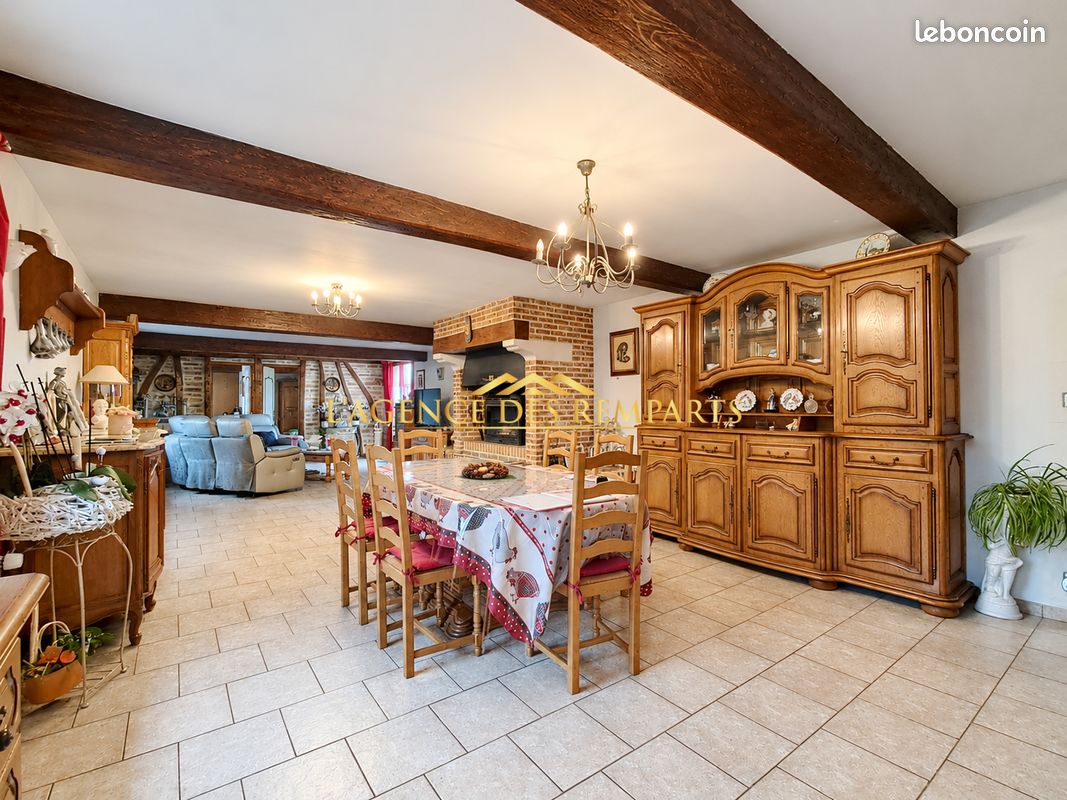 Maison 6 pièces 147 m² · à Bouin-Plumoison · 147 m² · 250 000 €