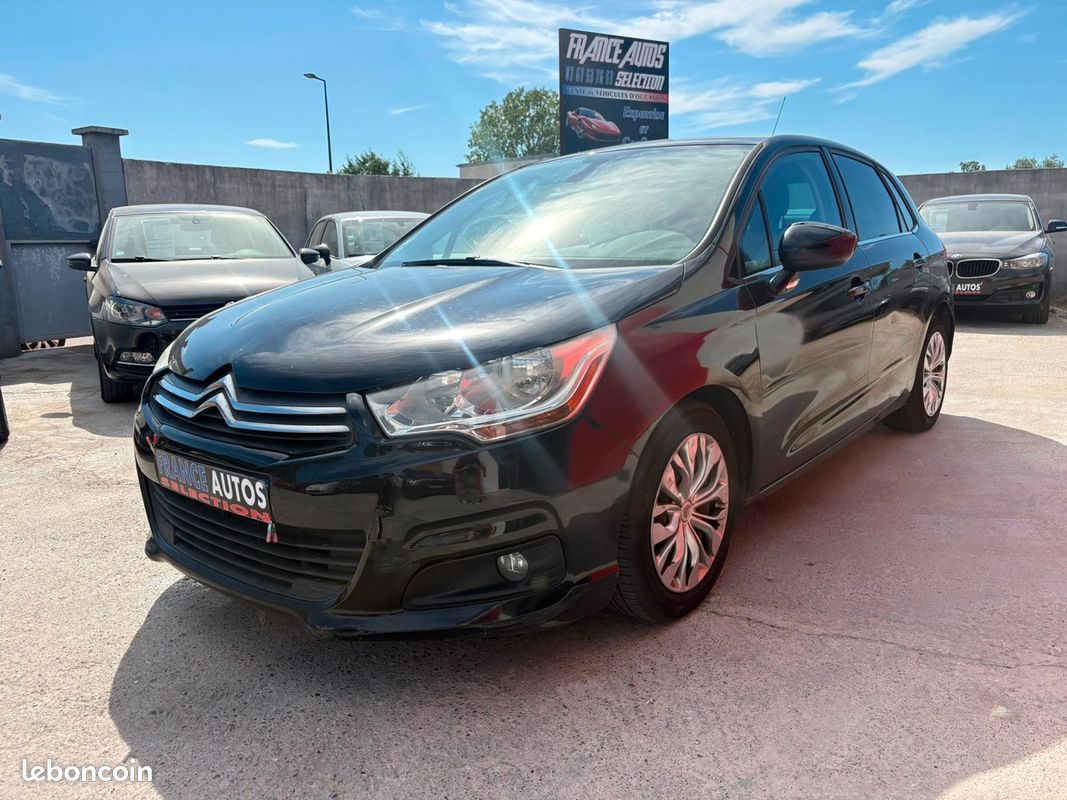 Citroën C4 1.6L HDI 112 CHEVAUX BOÎTE AUTOMATIQUE | ENTIÈREMENT RÉVISÉE ET GARANTIE (image 4)