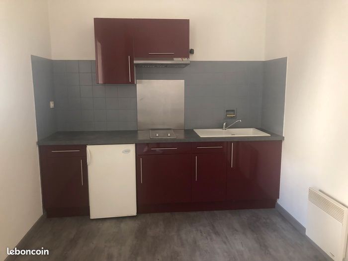 Appartement 1 pièce 44 m² · à Rodez · 44 m² · 360 €