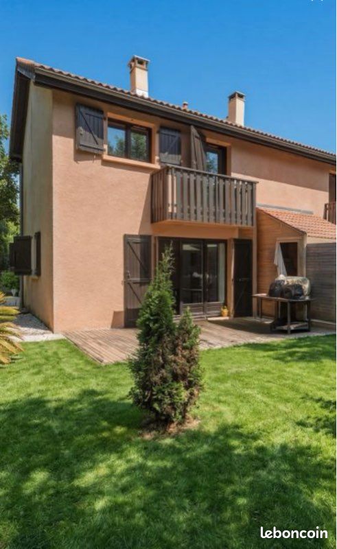 Maison 5 pièces 97 m² · à Ferney-Voltaire · 96,7 m² · 570 000 €