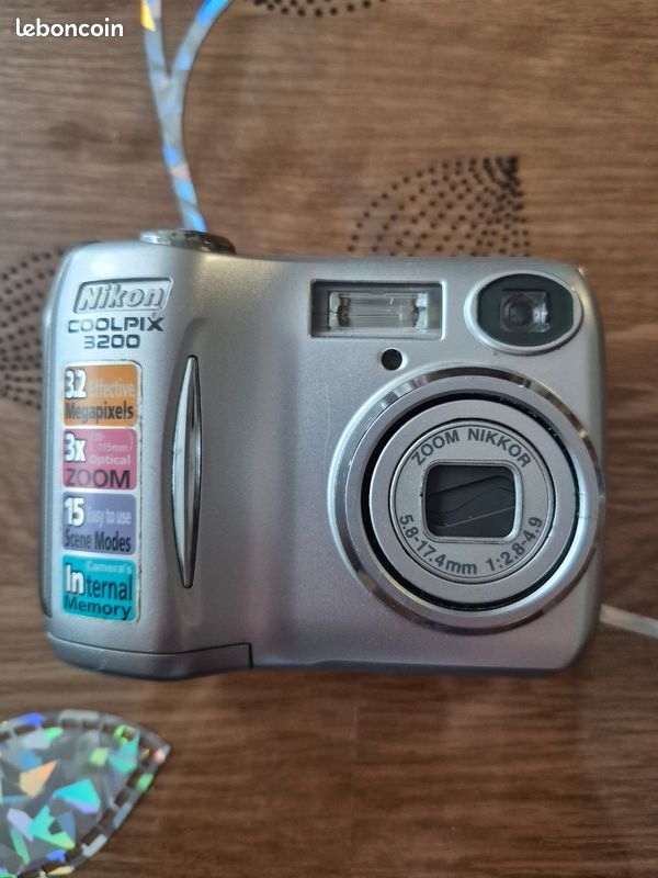 Nikon digital caméra Coolpix 3200 (image 2)