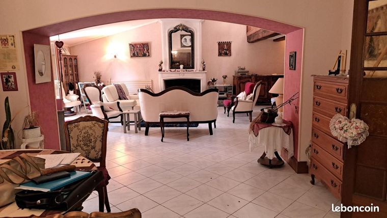 Maison 6 pièces 284 m²