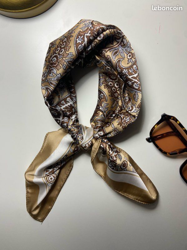 Foulard écharpe En Soie Beige Marron - Neuf Sans étiquette - Fabriqué En France - Cadeau Femme