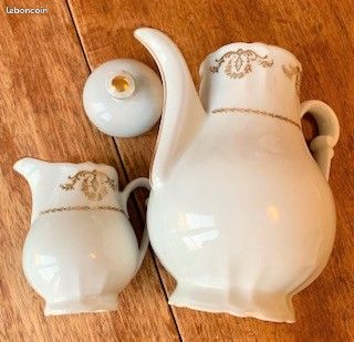 Cafetière+ pot de lait en porcelaine ancienne du "Berry" (image 3)
