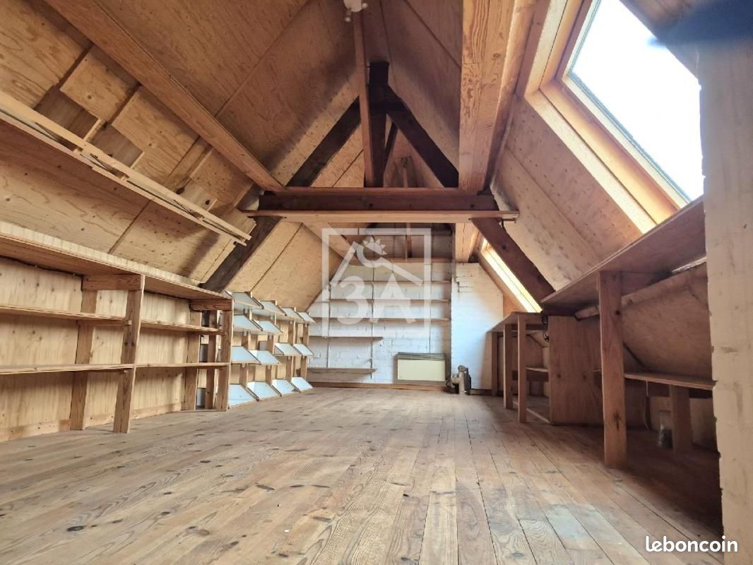 Maison 11 pièces 205 m² · à Looberghe · 205 m² · 364 000 €