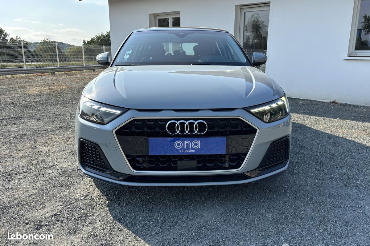 AUDI A1 Sportback 1.0 25 TFSI - 95 - BV S-Tronic SPORTBACK 2019 Advanced COULEUR RARE (image 8)