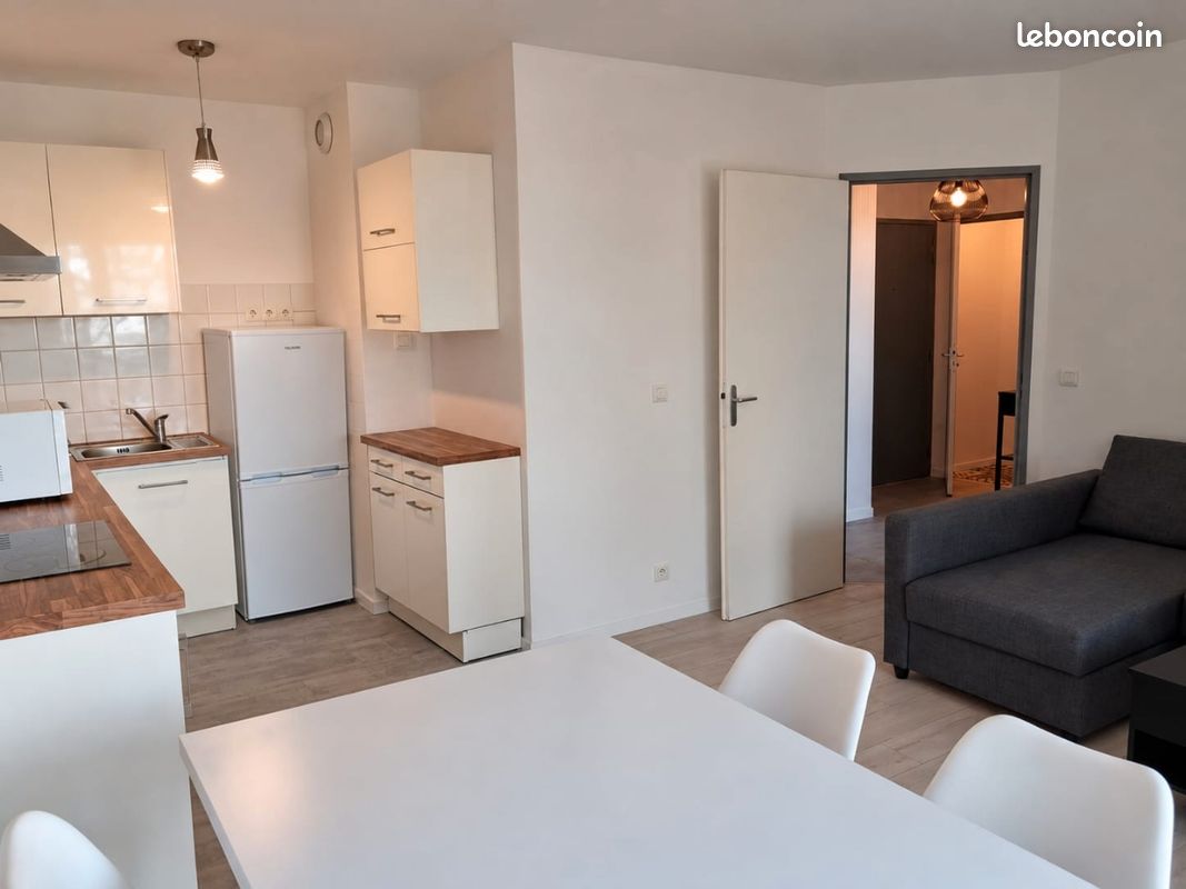 Appartement 2 pièces 45 m² · à Bègles · 45,3 m² · 855 €