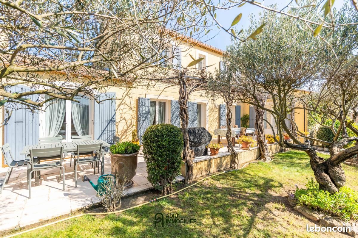 Maison 5 pièces 177 m² · à Sernhac · 177 m² · 540 000 €