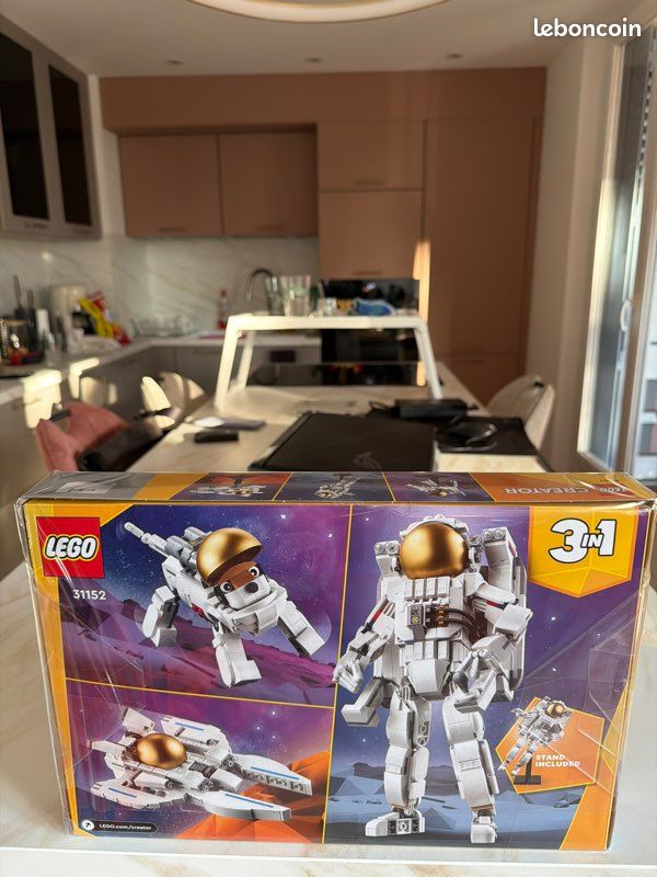 Lego 31152 (image 2)