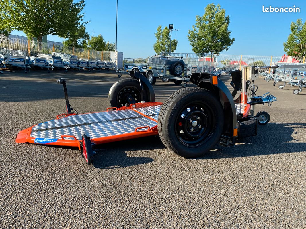 Porte Moto Uno Cochet Type Abaissable DIM 247x110CM PTAC 600KG CU 431KG (image 3)
