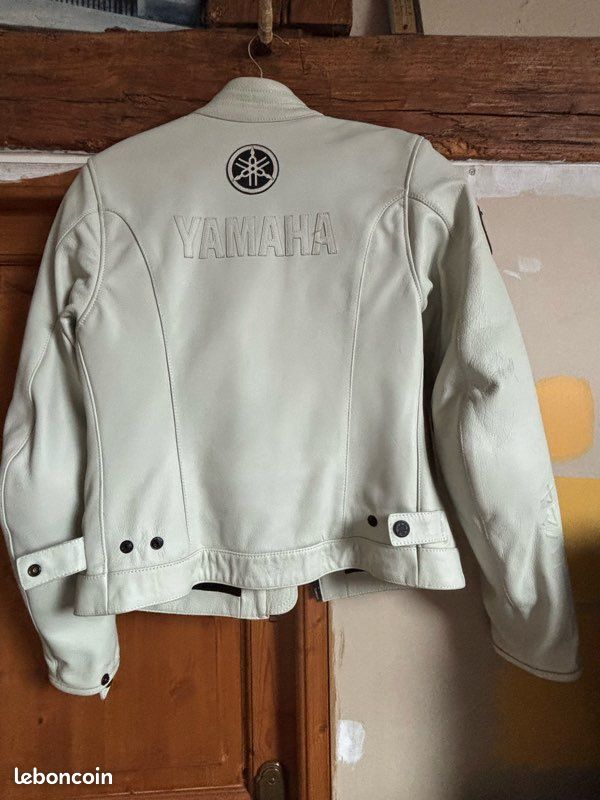 Veste Cuire Blanche Yamaha Découvrez La Veste Yamaha Freddie
