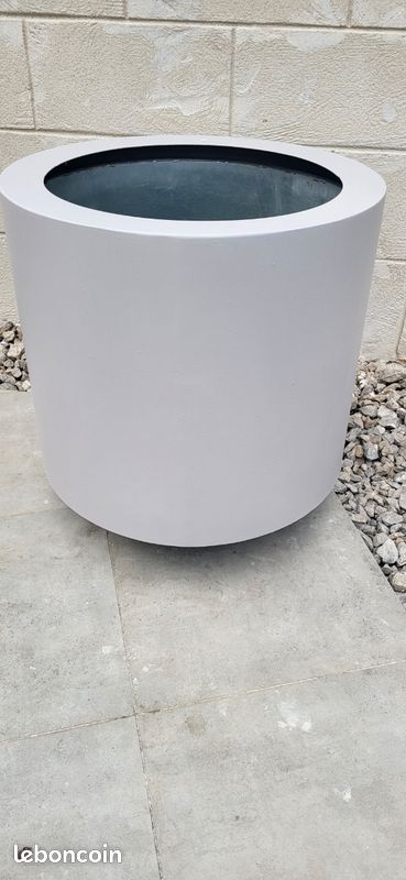 Grand vase acier galvanisé (image 1)