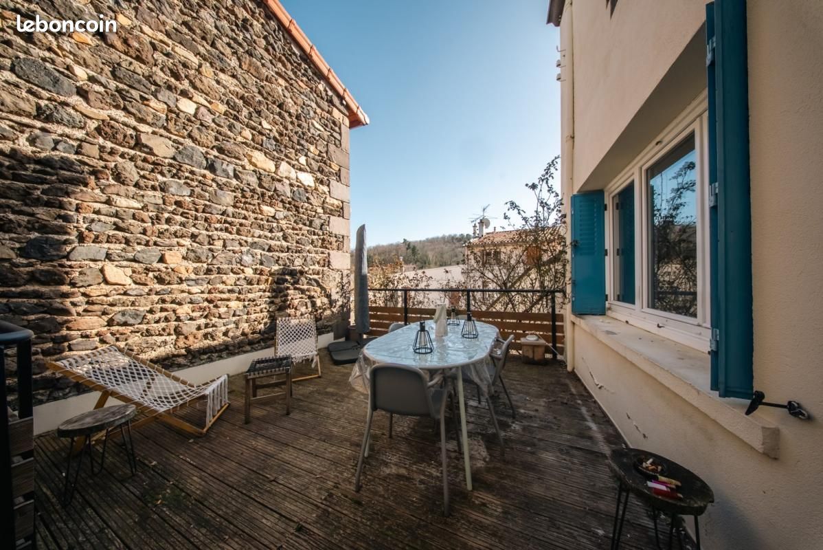 Maison 4 pièces 77 m² · à Ceyrat · 77 m² · 190 000 €